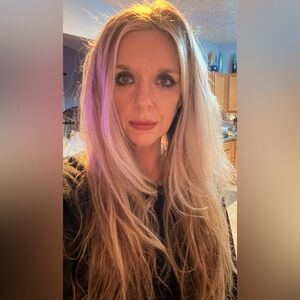 Meet your Posher, Alina